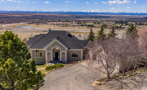43 Slopes GRV SW, Calgary, AB T3H 3Y6