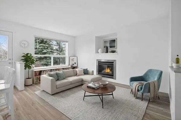 8050 Cougar Ridge AVE SW, Calgary, AB T3H 5S5