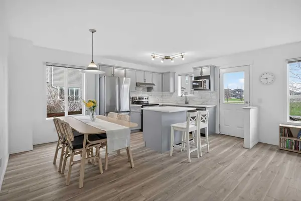 8050 Cougar Ridge AVE SW, Calgary, AB T3H 5S5