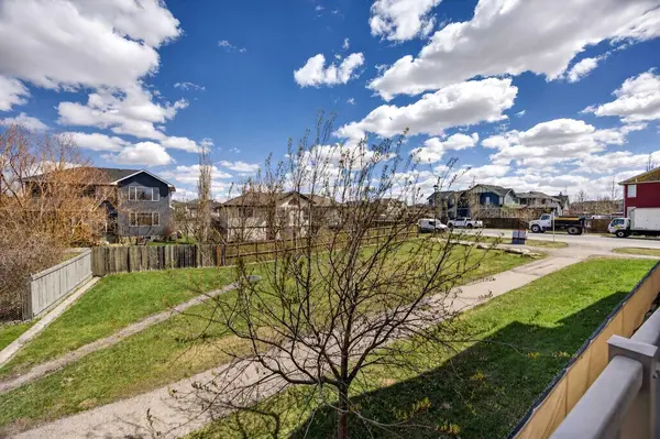 106 Sagewood DR SW, Airdrie, AB T4B 2P1