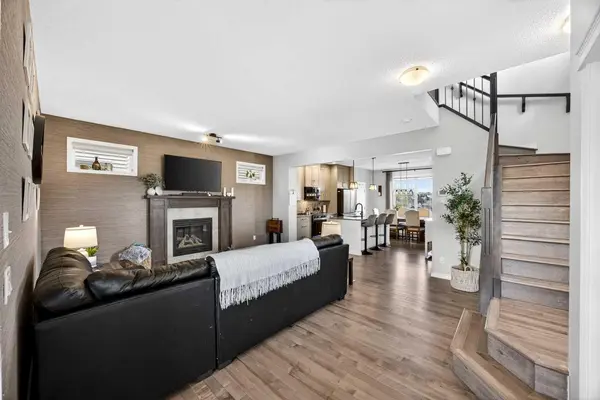 106 Sagewood DR SW, Airdrie, AB T4B 2P1