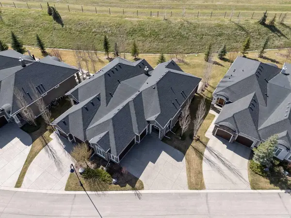 117 Spring Water Close, Heritage Pointe, AB T1S 4K5