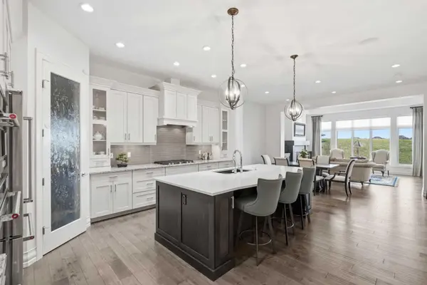 117 Spring Water Close, Heritage Pointe, AB T1S 4K5