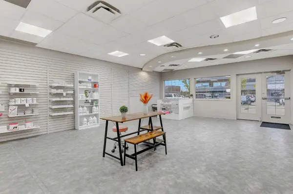 9802 97 AVE #103, Grande Prairie, AB T8V 7K2