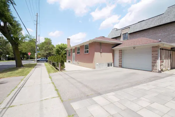 Address not disclosed, Toronto C07, ON M2M 1J7