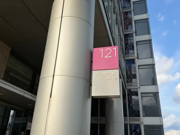 121 McMahon DR #803, Toronto C15, ON M2K 0C1