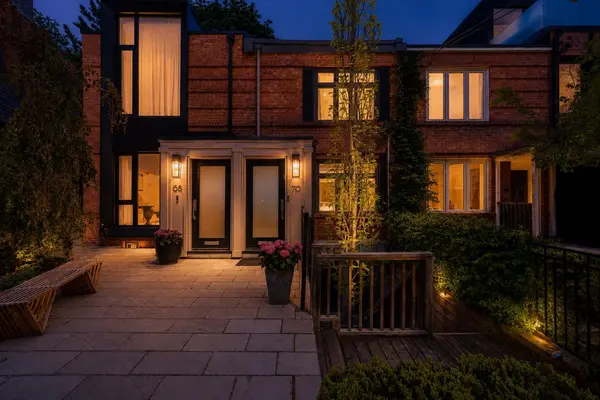 70 Summerhill GDNS, Toronto C09, ON M4T 1B4