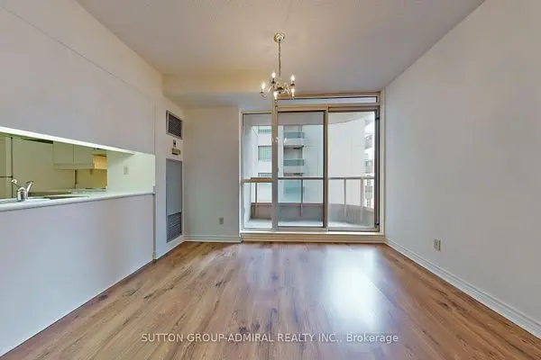 736 Bay ST #2707, Toronto C01, ON M5G 2M4