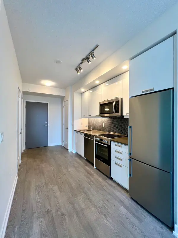 99 John ST #1503, Toronto C01, ON M5V 0S6