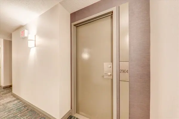 60 Brian Harrison WAY #2904, Toronto E09, ON M1P 5J5