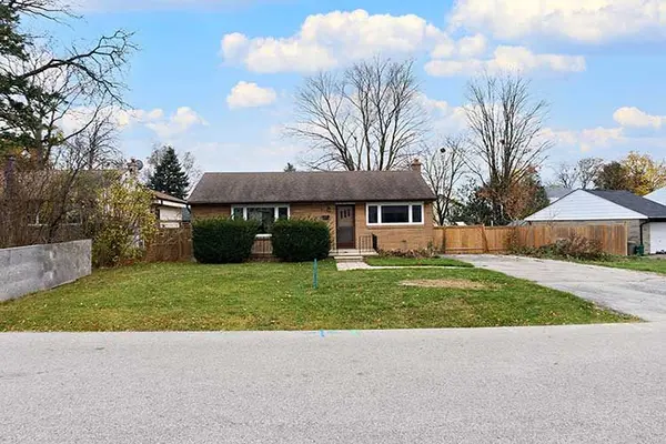 41 A/B Hurricane AVE, Vaughan, ON L4L 1V5