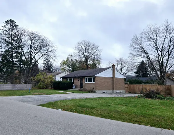 41 A/B Hurricane AVE, Vaughan, ON L4L 1V5