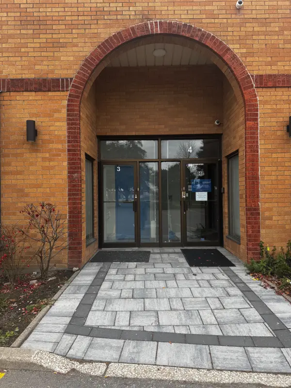400 Creditstone RD W #3A, Vaughan, ON L4K 3Z3