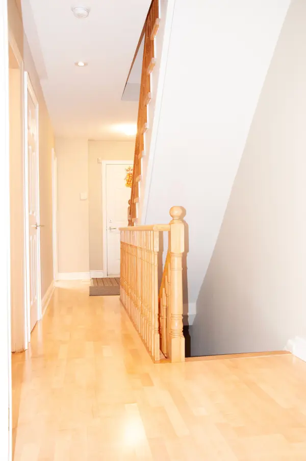 57 Galleria Pkwy, Markham, ON L3T 0A3