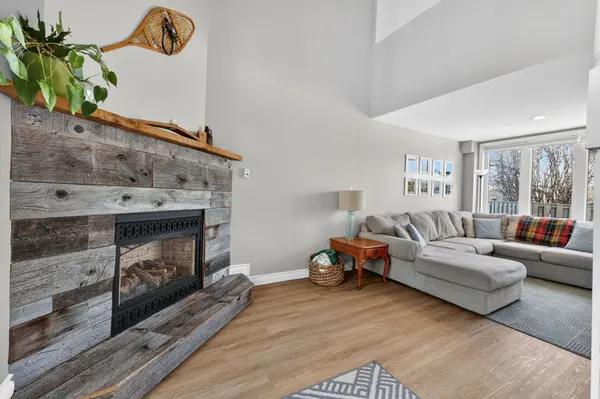 43 Trafalgar RD, Collingwood, ON L9Y 5G4