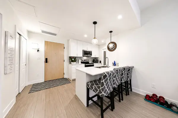 121 Mary ST #322, Clearview, ON L0M 1G0