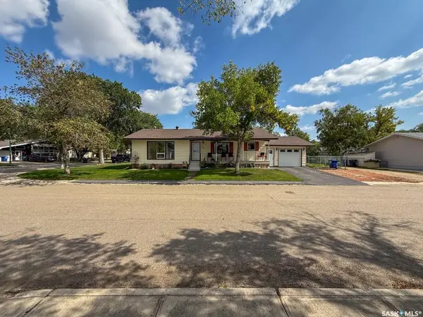 568 Poplar CRESCENT, Shaunavon, SK S0N 2M0