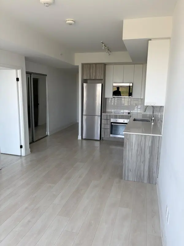 2489 Taunton RD #916, Oakville, ON L6H 3R9
