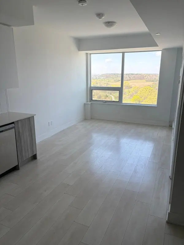 2489 Taunton RD #916, Oakville, ON L6H 3R9