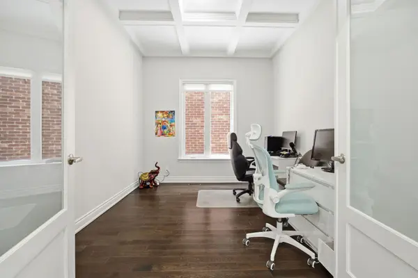 22 Tamworth CT, Brampton, ON L6Y 4S4