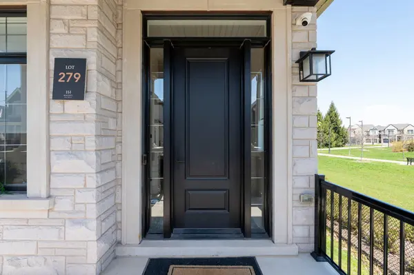 2373 Edward Leaver TRL, Oakville, ON L6M 5M7