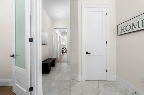 2373 Edward Leaver TRL, Oakville, ON L6M 5M7