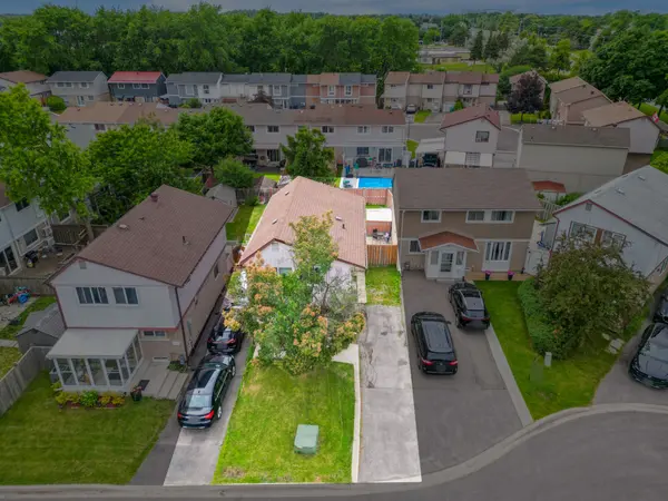 9 Hardcastle CT, Brampton, ON L6S 2B2