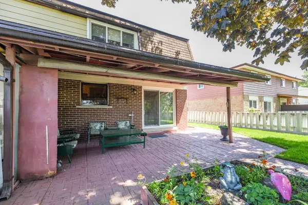 7378 Bybrook DR, Mississauga, ON L4T 3R2