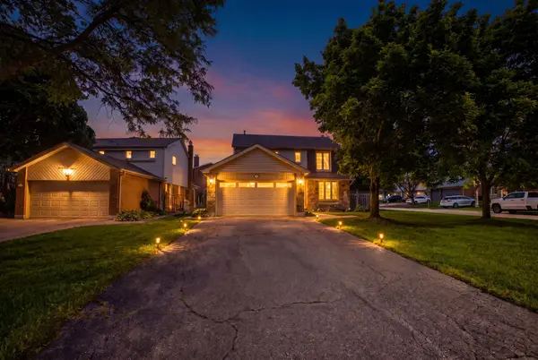 27 Madrid CRES N, Brampton, ON L6S 2X5