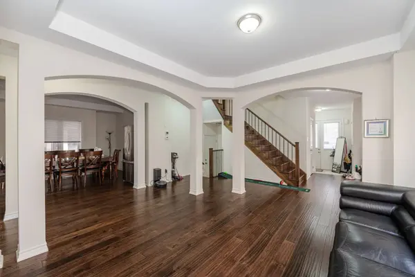 59 Lola CRES, Brampton, ON L7A 4J8