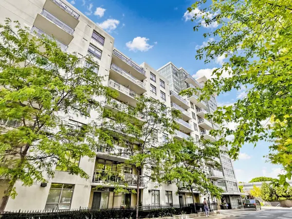812 Lansdowne AVE #714, Toronto W02, ON M6H 4K5