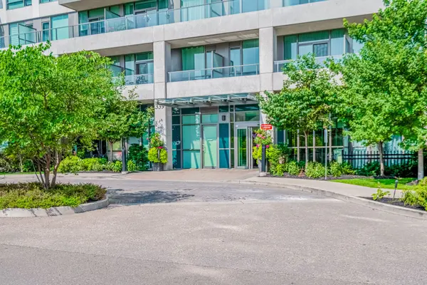 339 RATHBURN RD W #1712, Mississauga, ON L5B 0K6