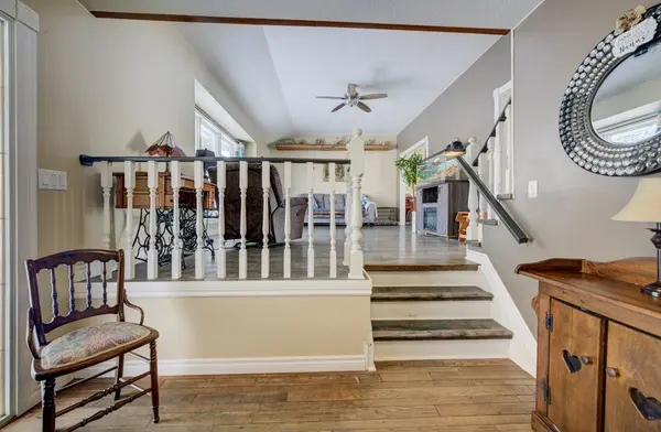 77 2nd Street CRES, Hanover, ON N4N 3K3