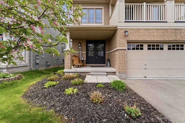 8769 Dogwood CRES, Niagara Falls, ON L2H 2Y6