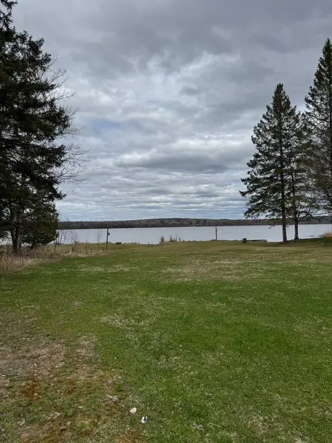 138 Islandview LN S, Chisholm, ON P0H 1Z0