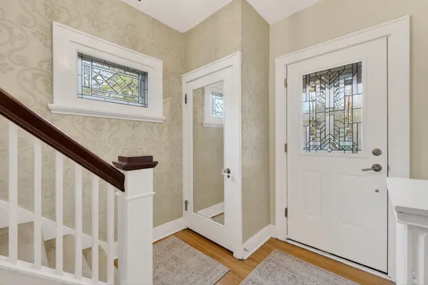 23 Maple AVE, Brantford, ON N3T 4B4
