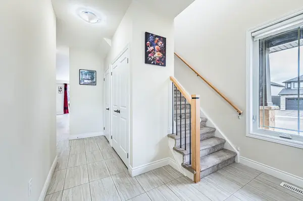 1 Lang LN, East Luther Grand Valley, ON L9W 7S7
