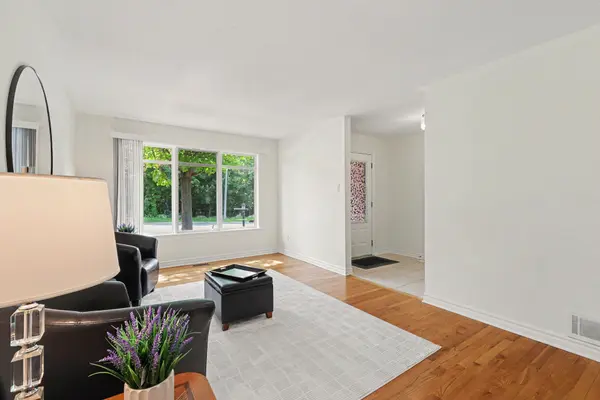 54 Fieldcrest AVE, Barrhaven, ON K2J 4Y8