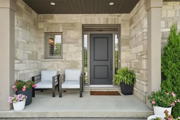242 JULIA DR, Welland, ON L3C 0E7