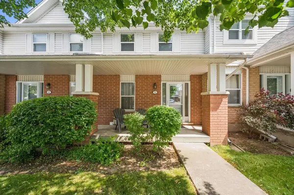 426 Grange RD #55, Guelph, ON N1E 7E4