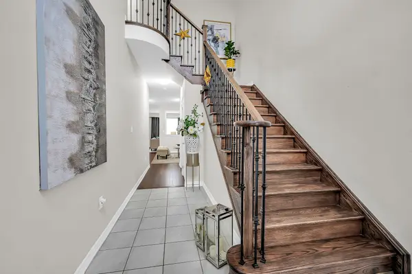198 Whithorn CRES, Haldimand, ON N3W 0C9