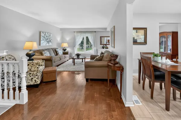 22 Jeanette DR, St. Catharines, ON L2N 6M4