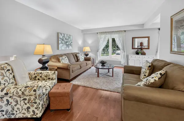 22 Jeanette DR, St. Catharines, ON L2N 6M4