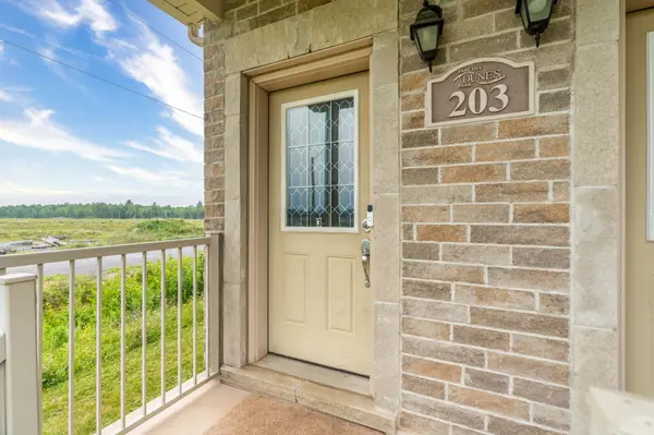 203 Bourdeau BLVD #3, The Nation, ON K0A 2M0