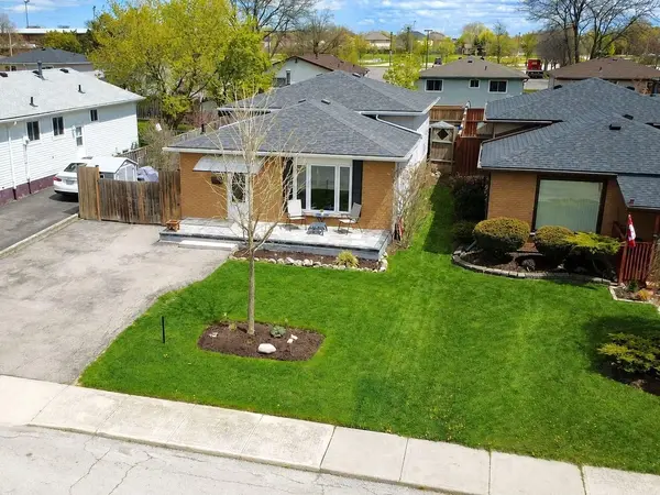 27 Lambert ST, Hamilton, ON L8V 4N6