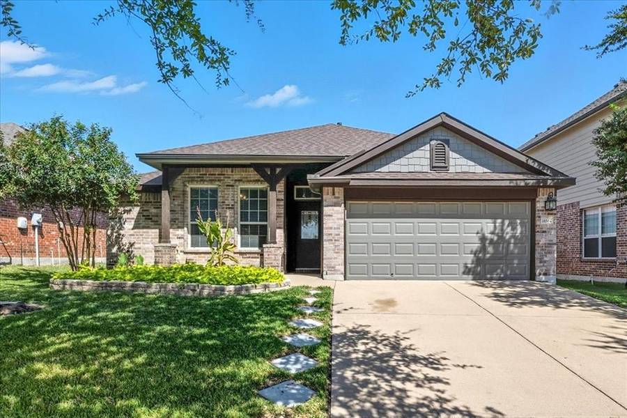10356 Bradshaw Drive, Fort Worth, TX 76108