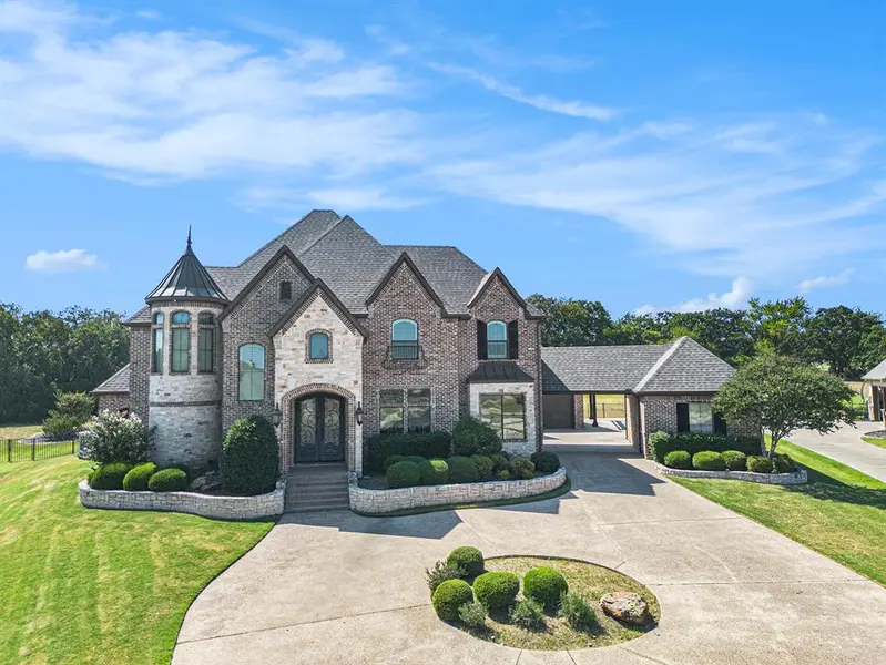 6909 Heritage Oaks Drive, Mansfield, TX 76063