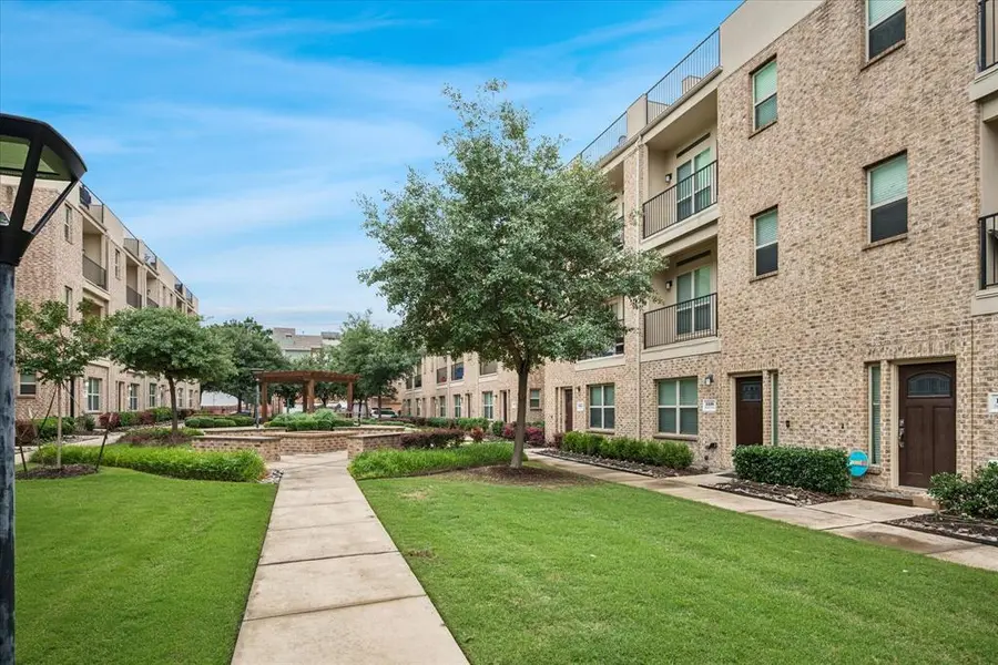 1316 Palm Canyon Drive, Dallas, TX 75204