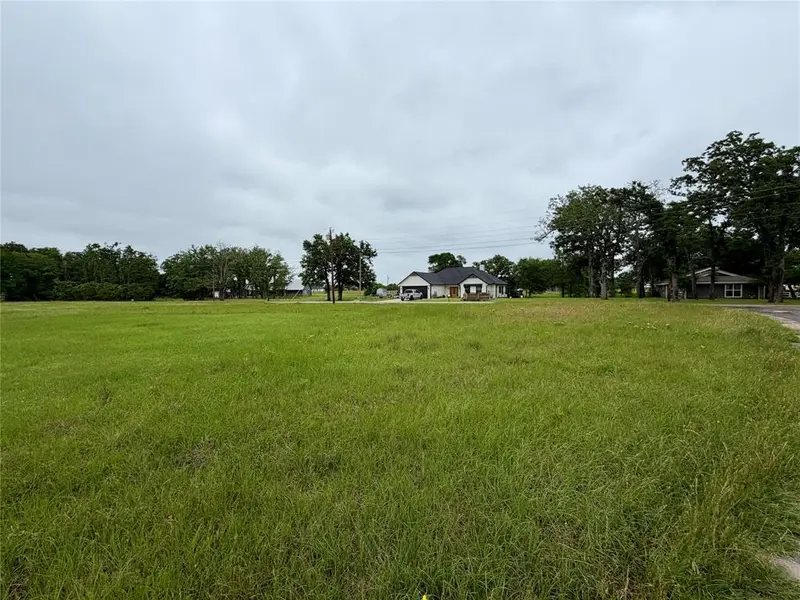 000 Water Oak Road, Trinidad, TX 75163