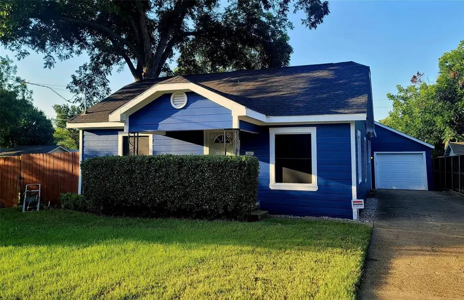 4014 Poinsettia Drive, Dallas, TX 75211